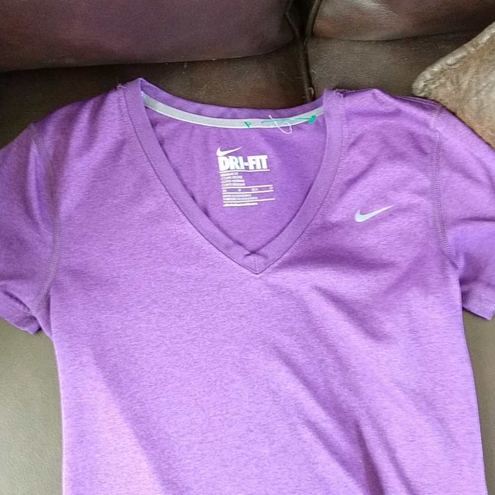 Nike tee shirt